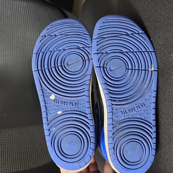 Boys sneakers - Picture 3 of 5